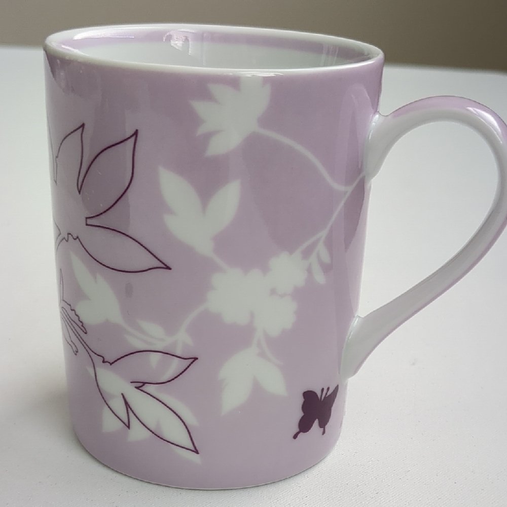 Starbucks 2006 Lavender Flower Butterfly  Coffee Tea Mug 12 Oz
